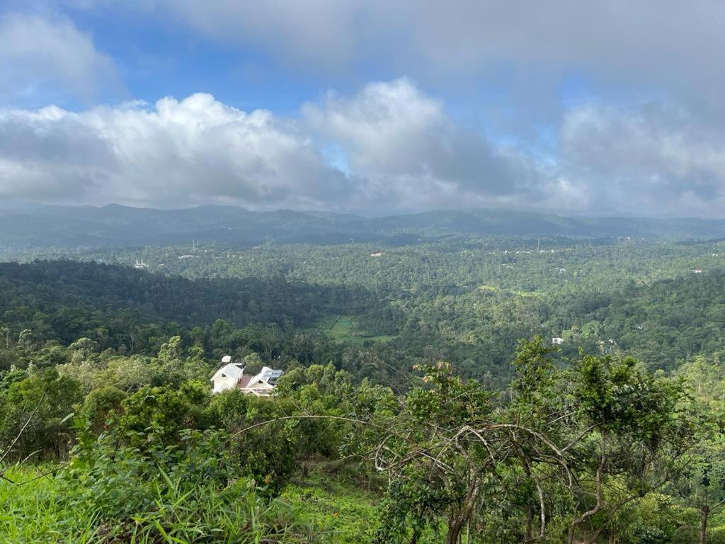 Munnar Alkaline Villa Exterior foto